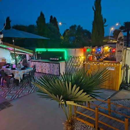 Σπίτι διακοπών Escapade Du Roi Henri Iv A Maison Entierement Privee 6 Personnes & Bebe Avec Piscine, Spa, Brasero & Plancha Ideal Vacances, Week-end, Repos Ou Teletravail Pau
